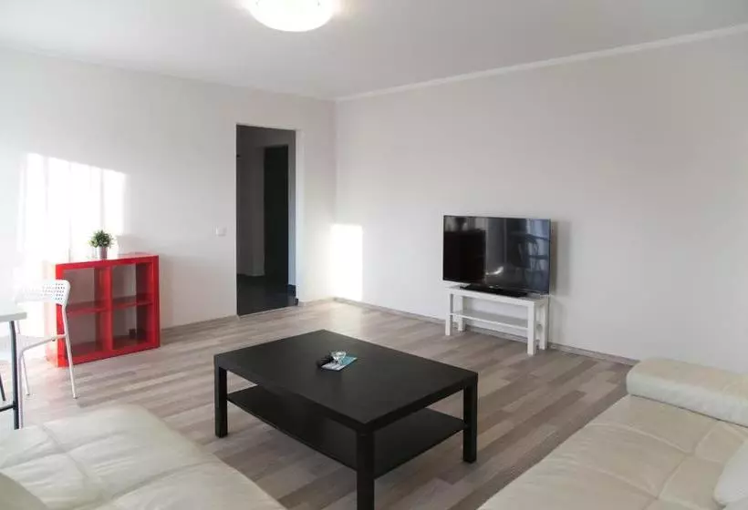هتل Hermann Apartments