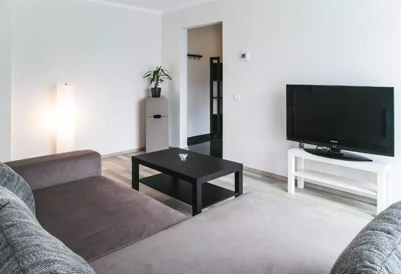 هتل Hermann Apartments