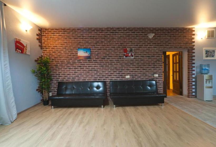 Отель Hz Hostel