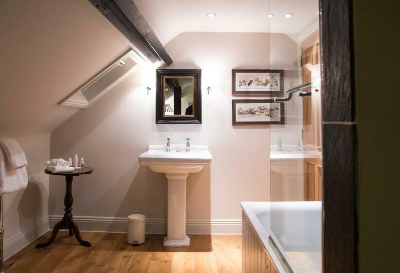 酒店 King John Inn