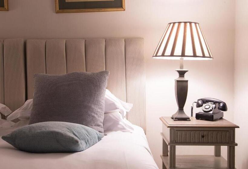 酒店 King John Inn