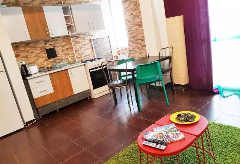 Hotelli Korona Downtown Apartments