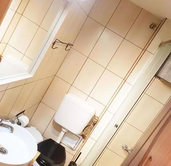 Hotelli Korona Downtown Apartments