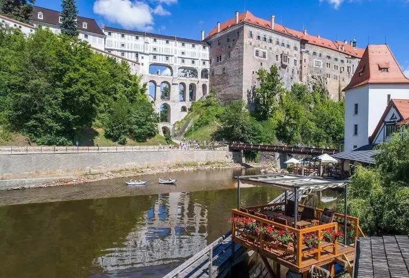 هتل Krumlov Mill Apartments