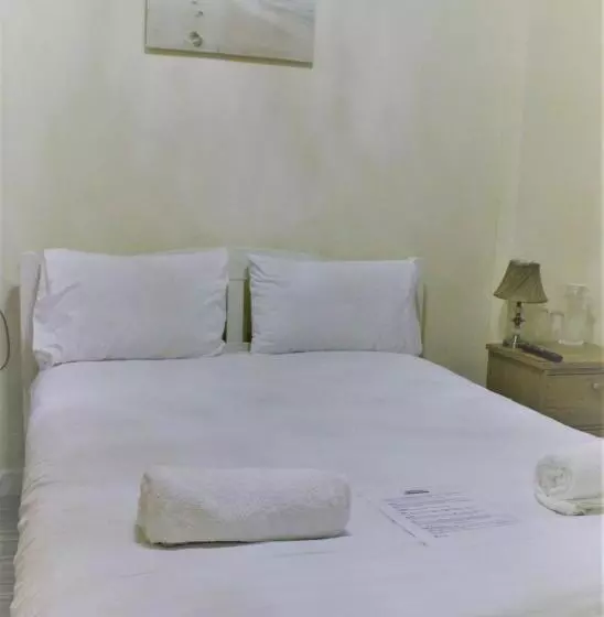 هتل Namaste Palace