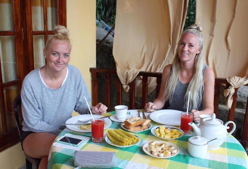 فندق Pasan Guest