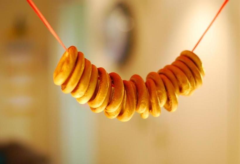 בית מלון כפרי Royal Hostel 905