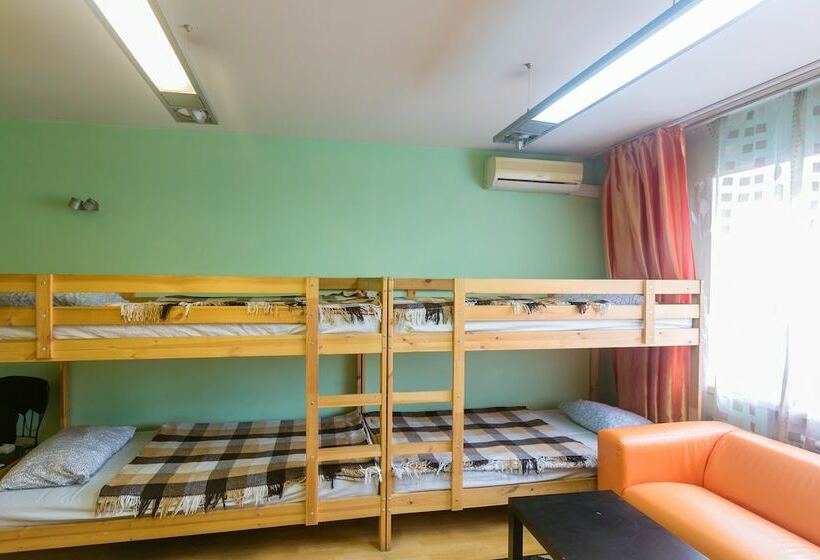 ホテル Stop House   Hostel