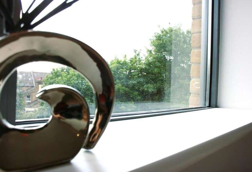 ホテル Westciti Caroco Apart