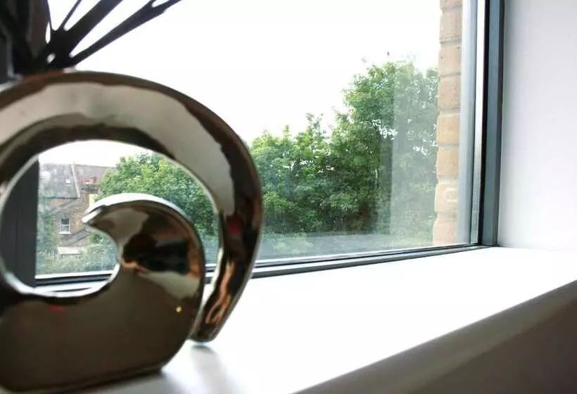 Hotelli Westciti Caroco Apart