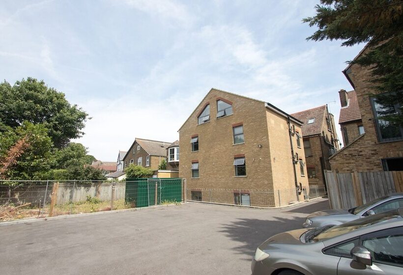 ホテル Westciti Caroco Apart