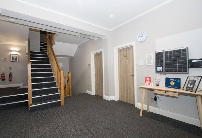 ホテル Westciti Caroco Apart