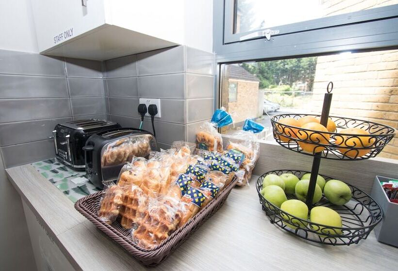 ホテル Westciti Caroco Apart