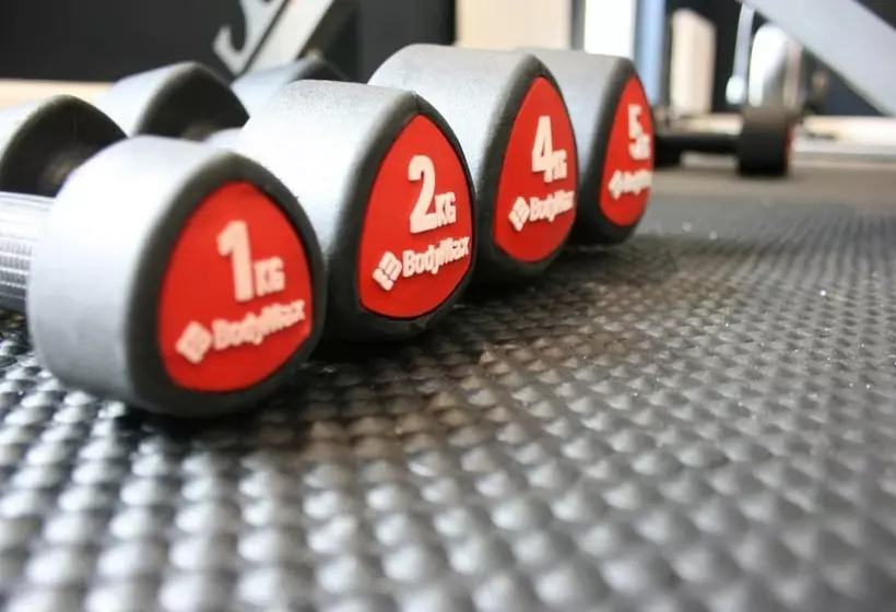 Hotelli Westciti Caroco Apart