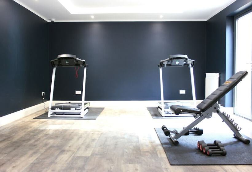 ホテル Westciti Caroco Apart