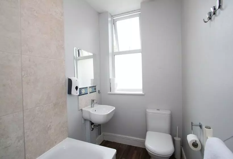 Hotelli Westciti Caroco Apart