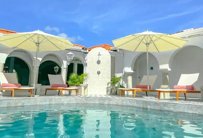 Mount Cinnamon Beach Resort