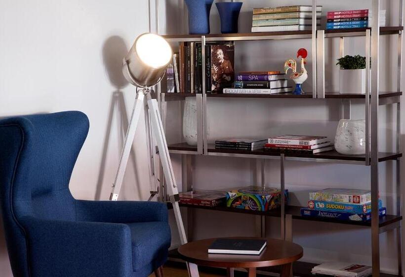 Grape Harbor Prata Apartments