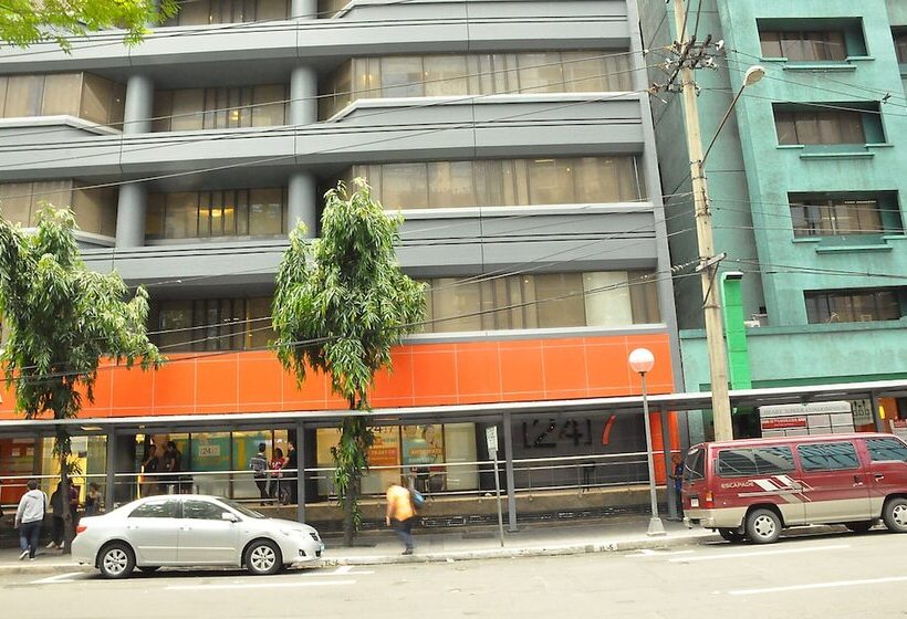 Csuites At Two Central Residences