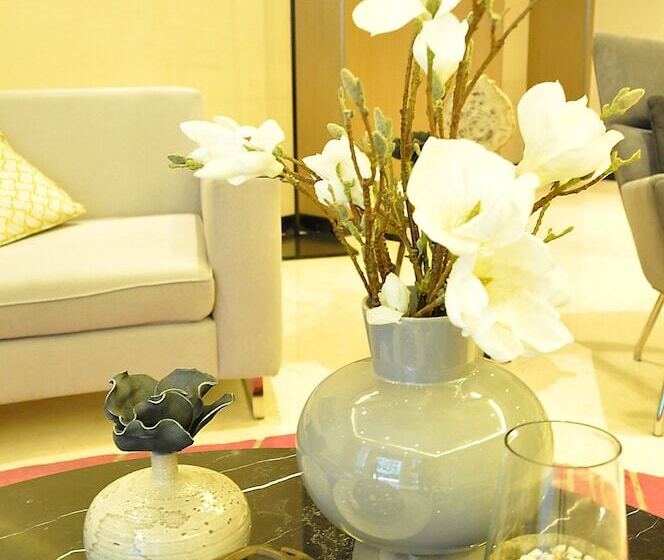 Csuites At Two Central Residences