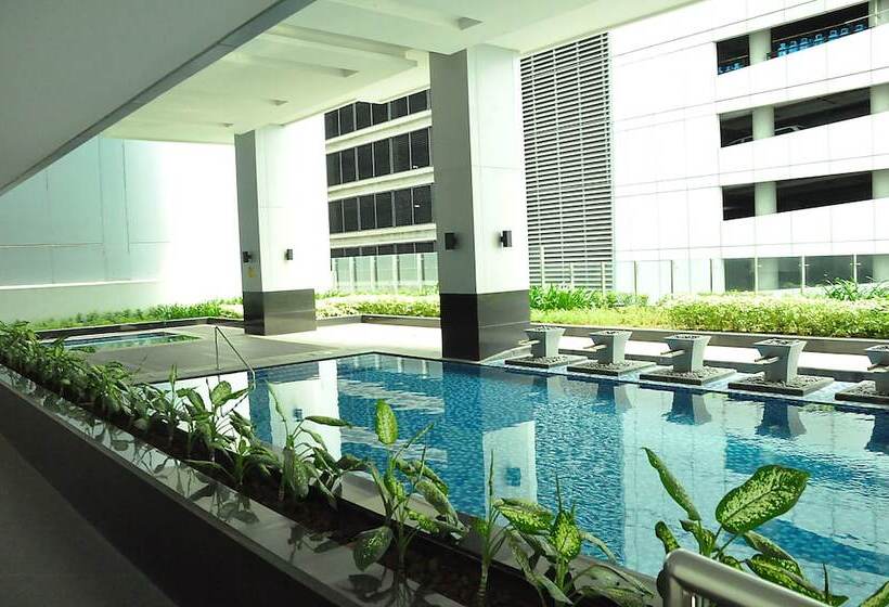 Csuites At Two Central Residences