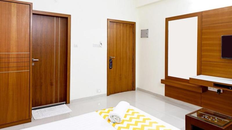 Fabhotel Eminent Suites Gachibowli