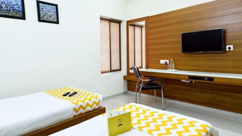 Fabhotel Eminent Suites Gachibowli