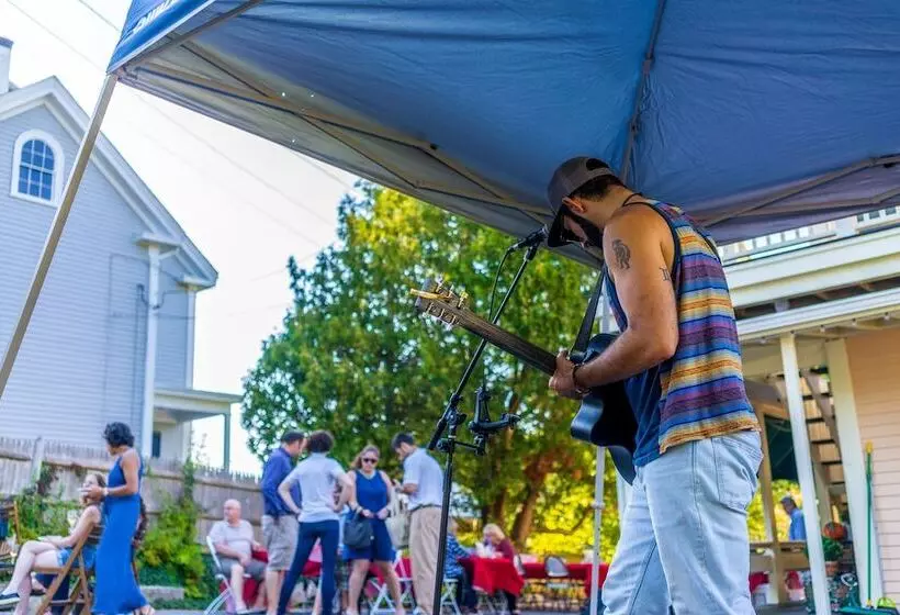 Hotelli Addison Choate