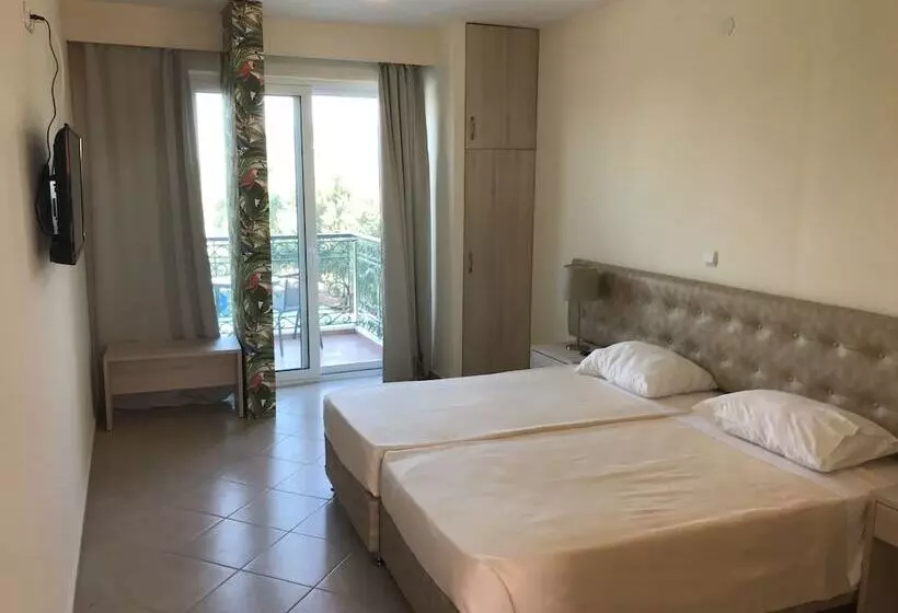 ホテル Ai   Helis Resort