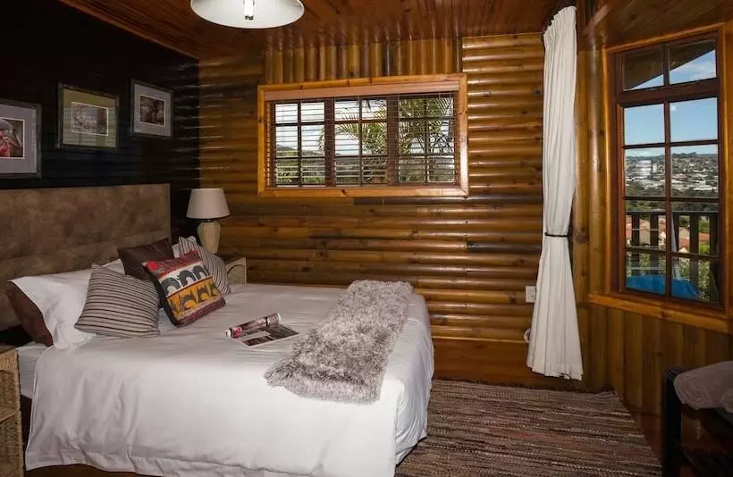 Hotelli Big Tree House Lodge