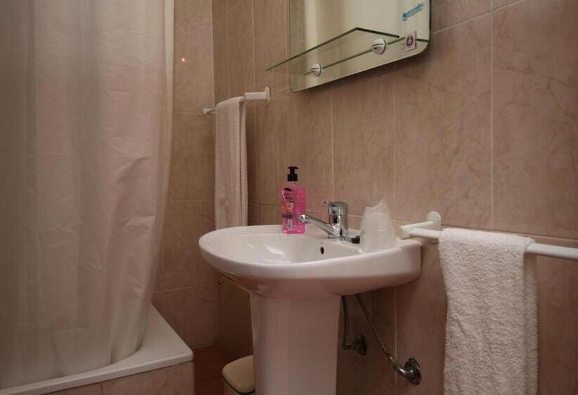 فندق Dom Carlos I