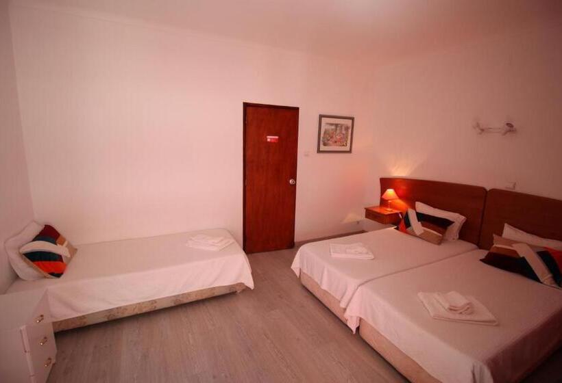 فندق Dom Carlos I