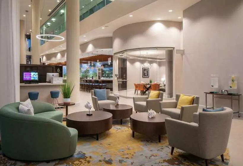 Hotelli Doubletree By Hilton Miami   Doral, Fl