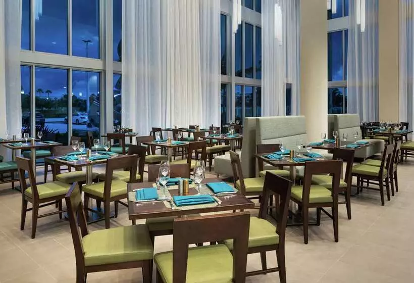 Hotelli Doubletree By Hilton Miami   Doral, Fl