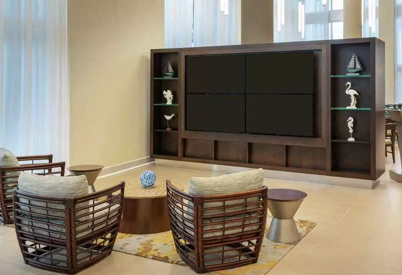 Hotelli Doubletree By Hilton Miami   Doral, Fl