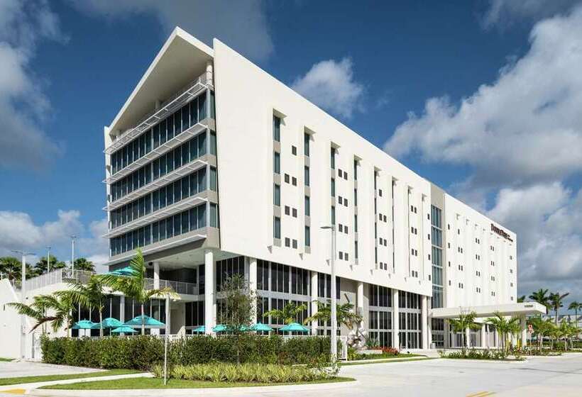 בית מלון כפרי Doubletree By Hilton Miami Doral, Fl