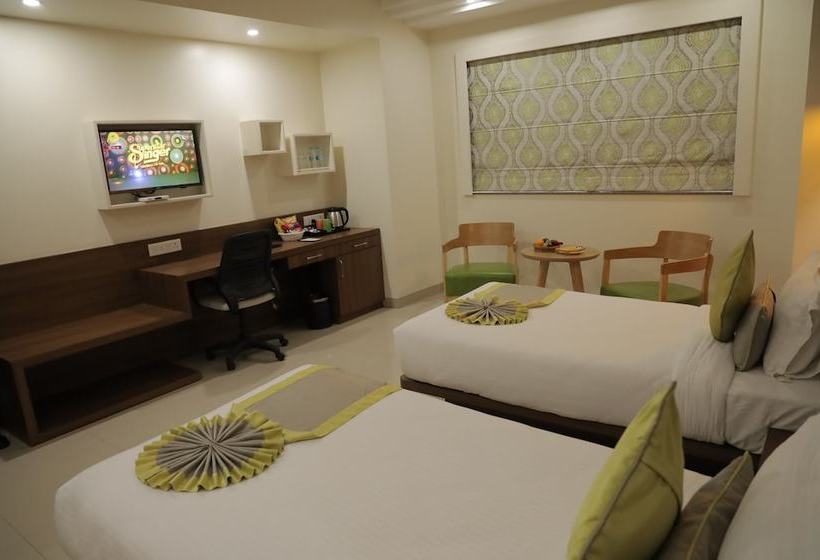 Hotel Aishwarya Regency