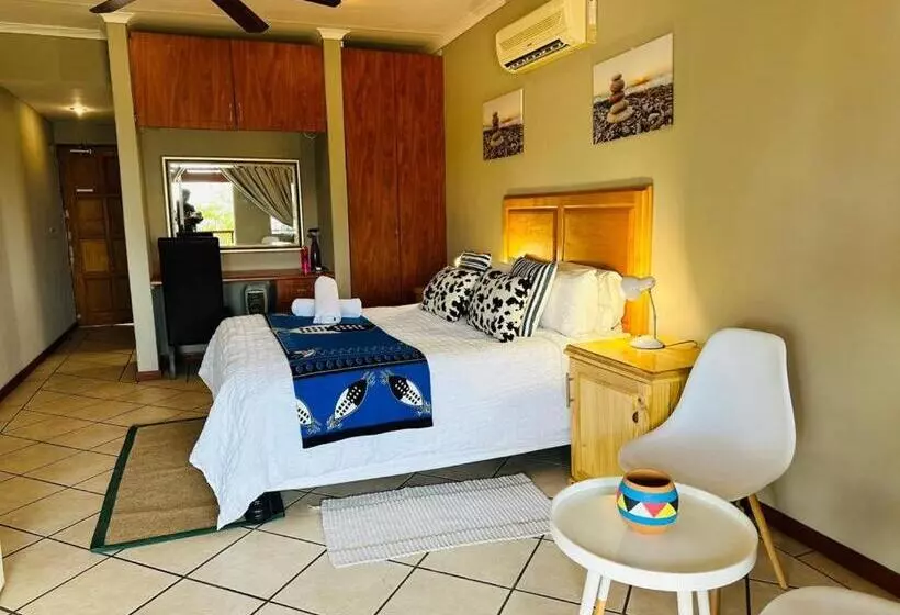 ホテル Emoyeni Guest House