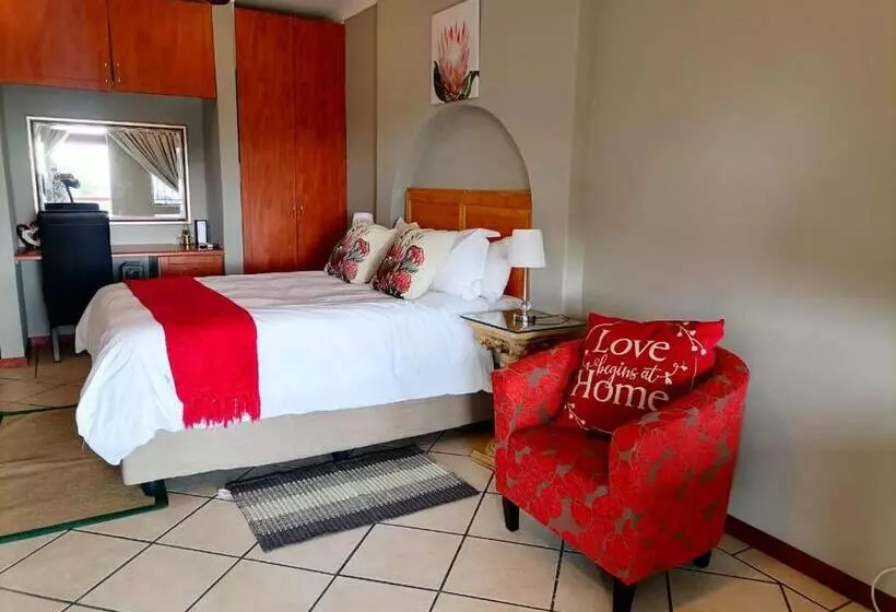 ホテル Emoyeni Guest House