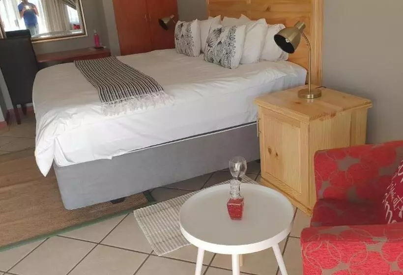 ホテル Emoyeni Guest House
