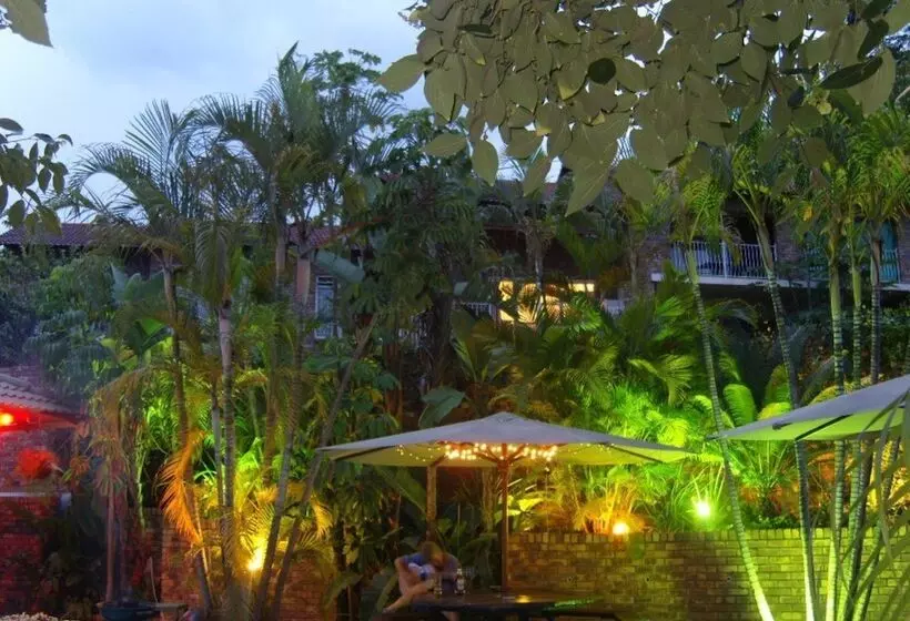 ホテル Emoyeni Guest House