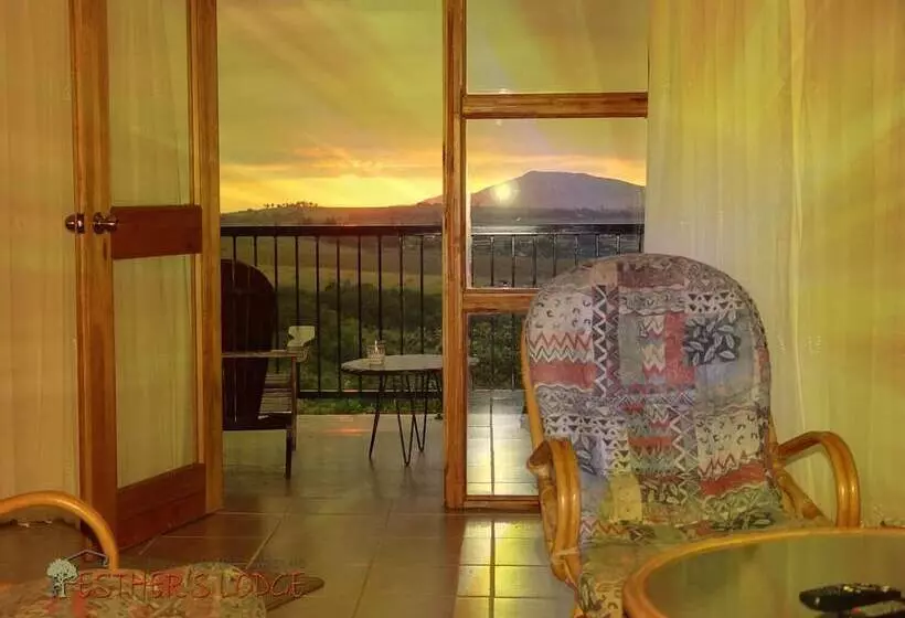 هتل Esther's Lodge