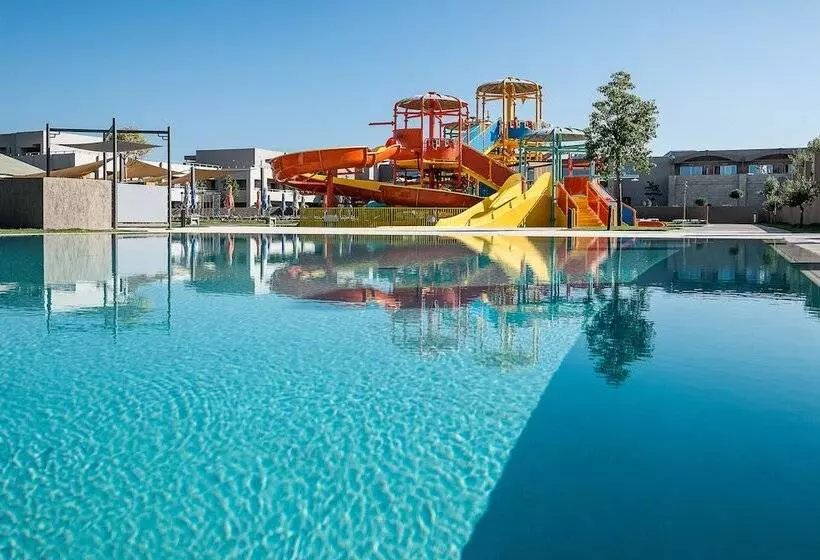 Hotelli Euphoria Resort  All Inclusive