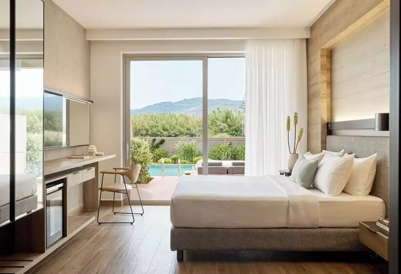 Hotelli Euphoria Resort  All Inclusive