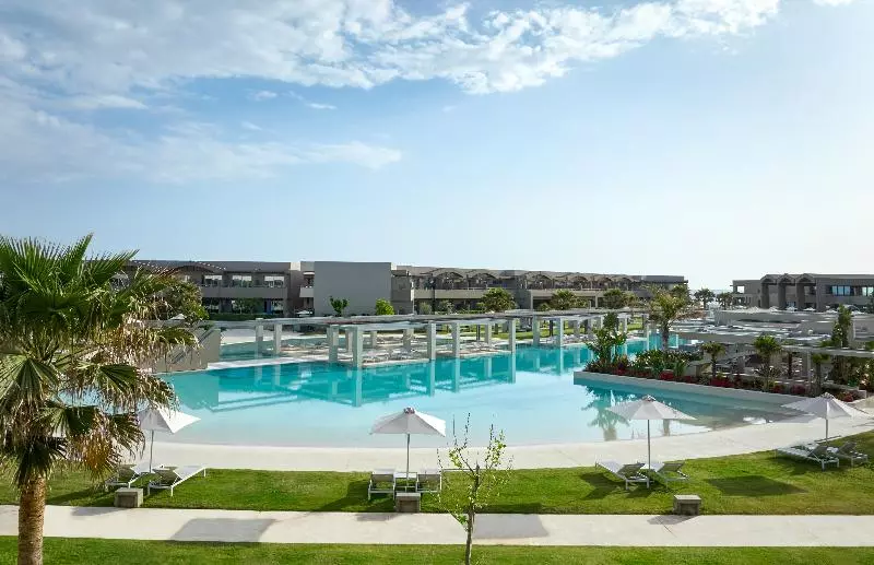 Hotelli Euphoria Resort  All Inclusive