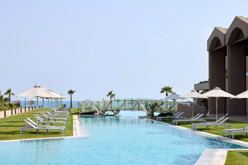 Hotelli Euphoria Resort  All Inclusive