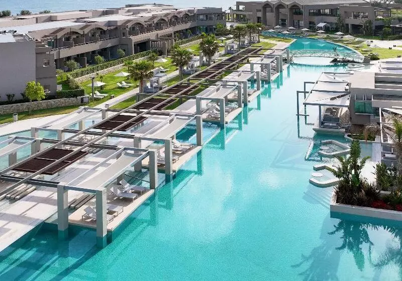 Hotelli Euphoria Resort  All Inclusive