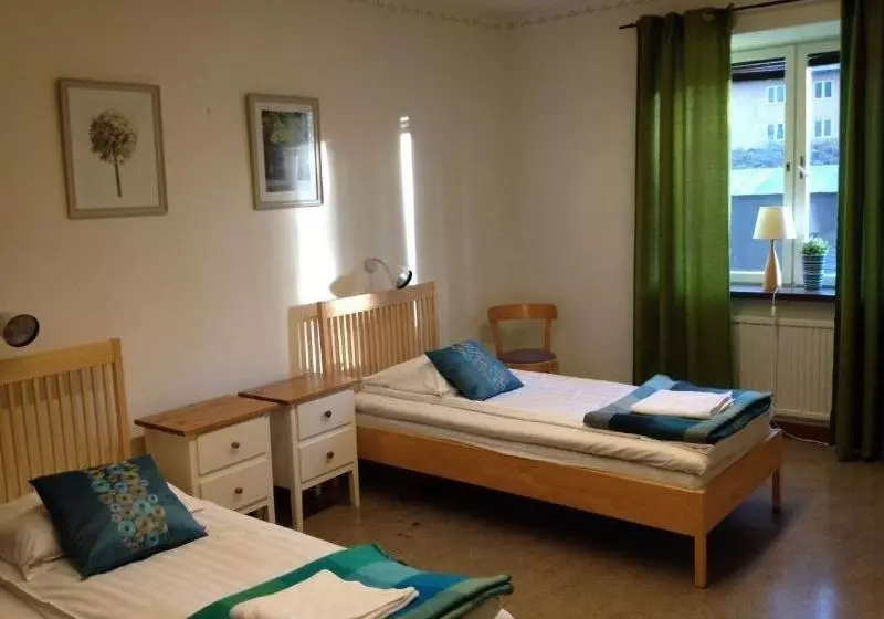 Otel Funemässens Vandrarhem