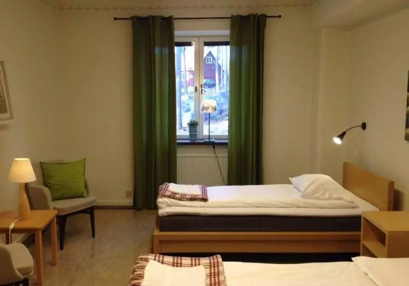 Otel Funemässens Vandrarhem