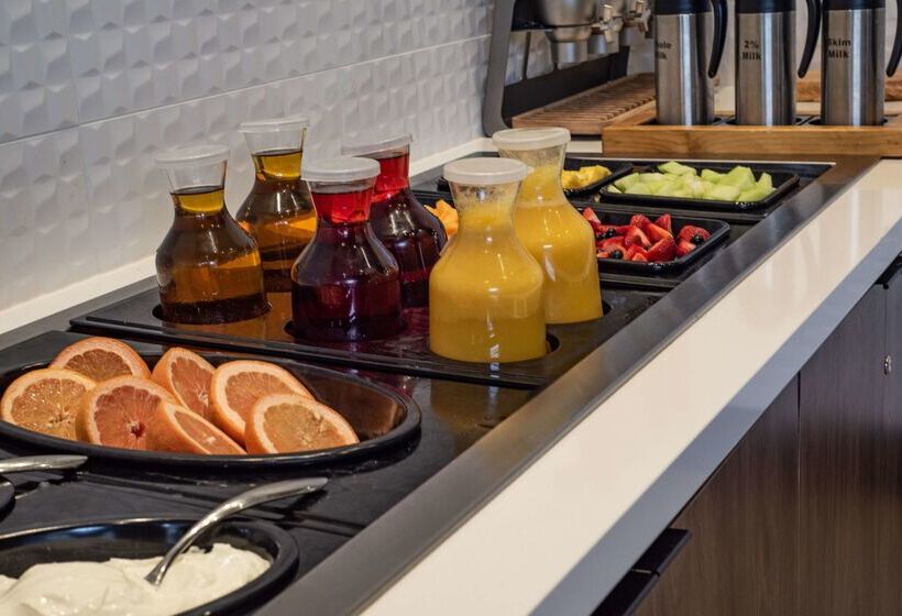 酒店 Hilton Garden Inn Dallas  At Hurst Conference Center